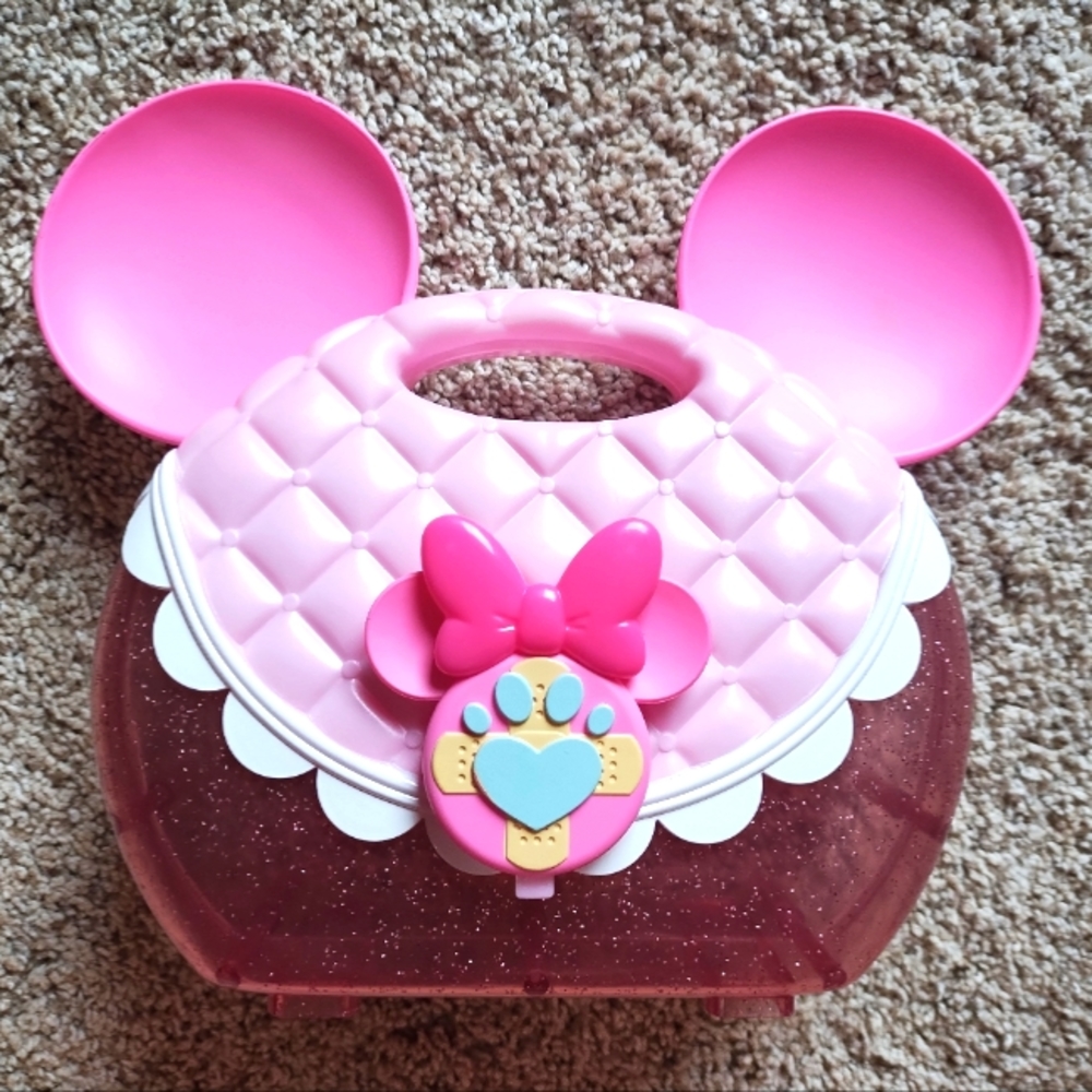 Minnie Mouse Disney Stores pink plastic purse